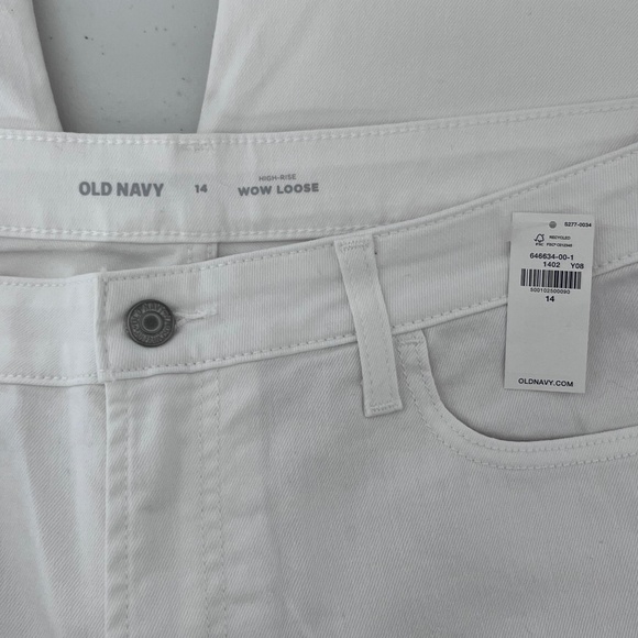 Old Navy Women’s WOW Loose White High Rise Jeans size 14 - Picture 4 of 8